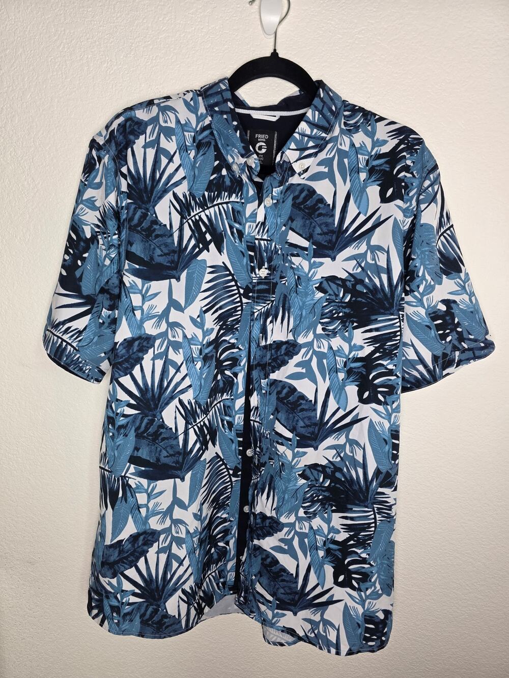Fried Denim NYC Tropical Palm Print Short Sleeve Button-Down Shirt. XL Tropical.